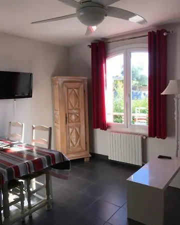 Aparthotel De L'orangerie 3 Etoiles Greoux-les-Bains